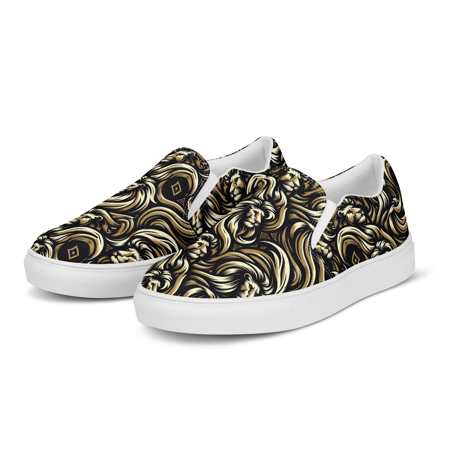 the LION 'Challenger' Men’s Slip-On Canvas Shoes